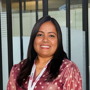 Anjali Rathi
(Associate Director)